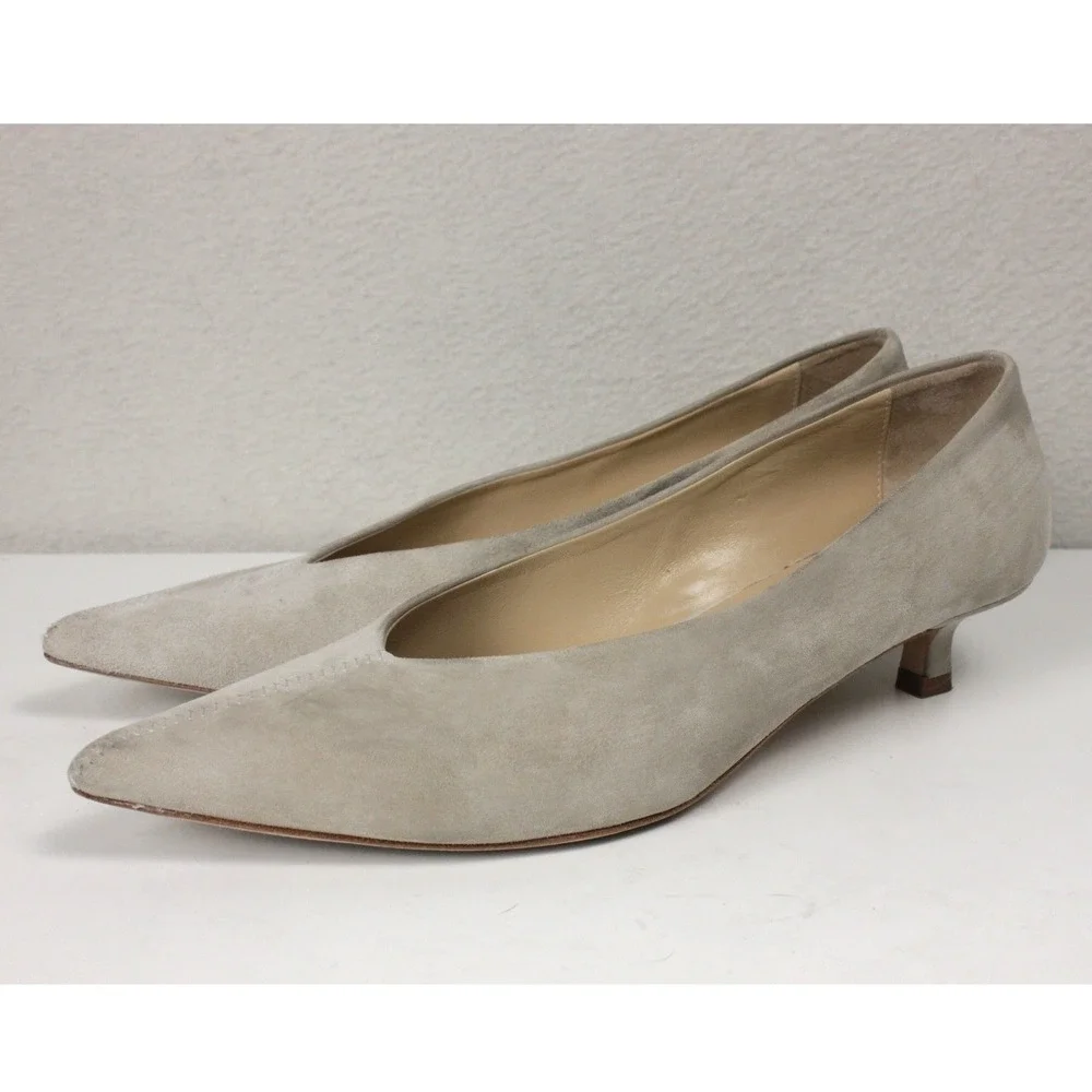 M.Gemi The Marzia 35 Pumps 38.5 Light Oatmeal Suede Pointed Toe Kitten Heel